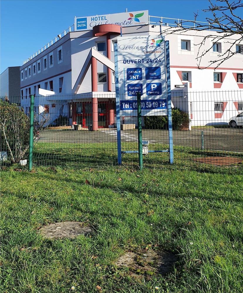 Welcomotel Coignieres Exterior photo